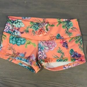 Small fleo succulent shorts